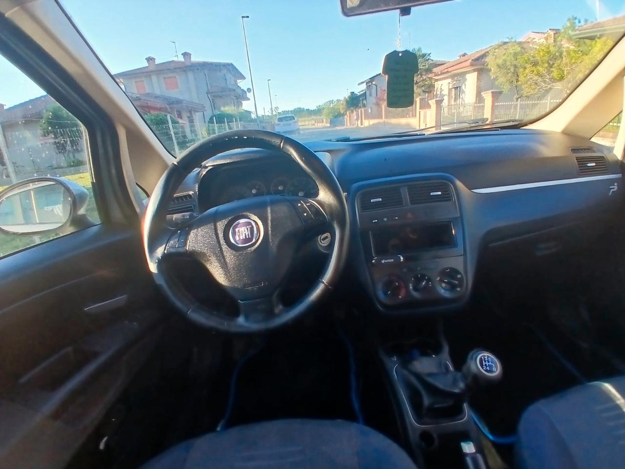 Fiat Grande Punto 1.3 MJT 75 CV 3 porte Active