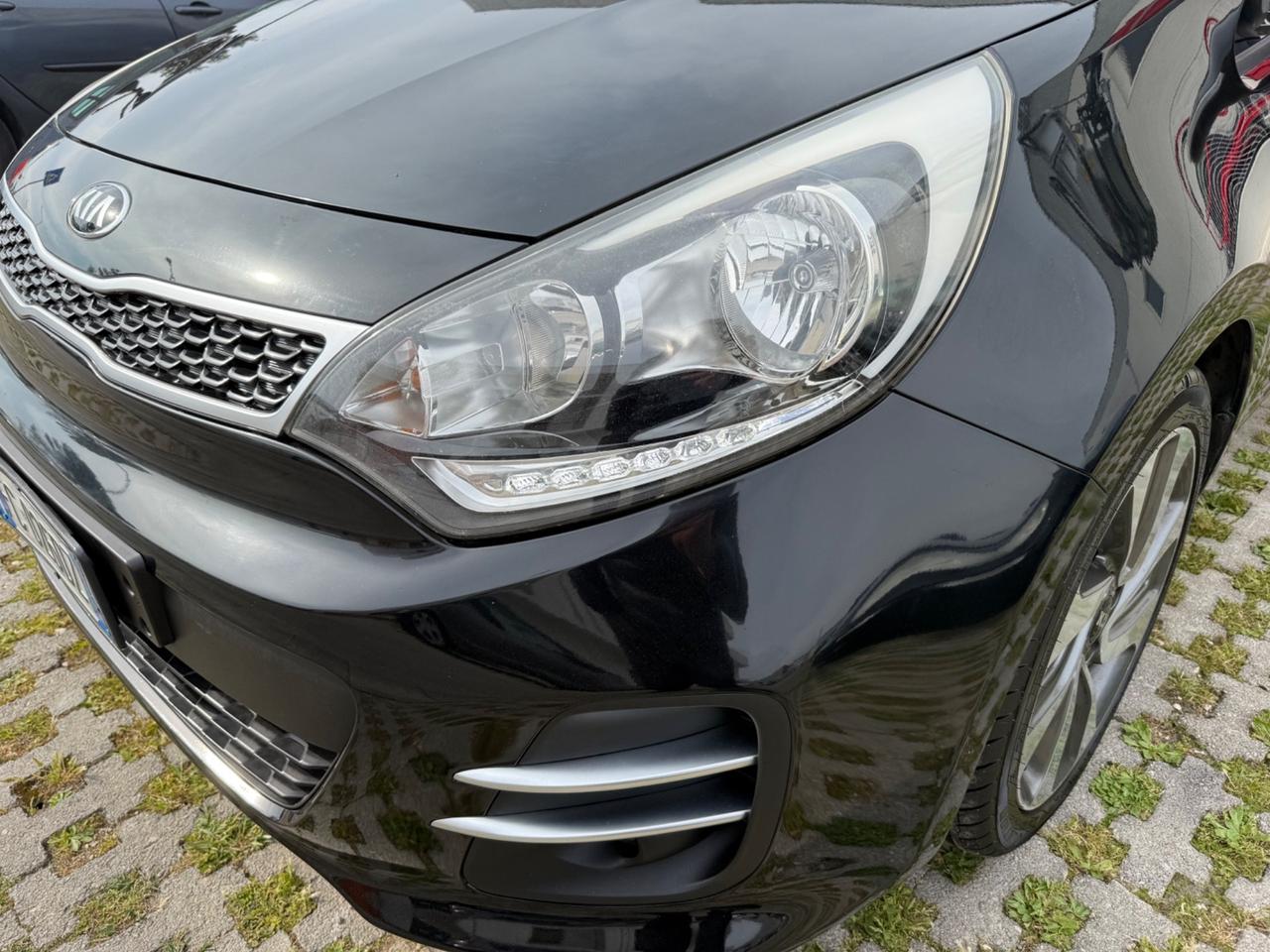 Kia Rio 1.1 CRDi 5p. FULL Optional