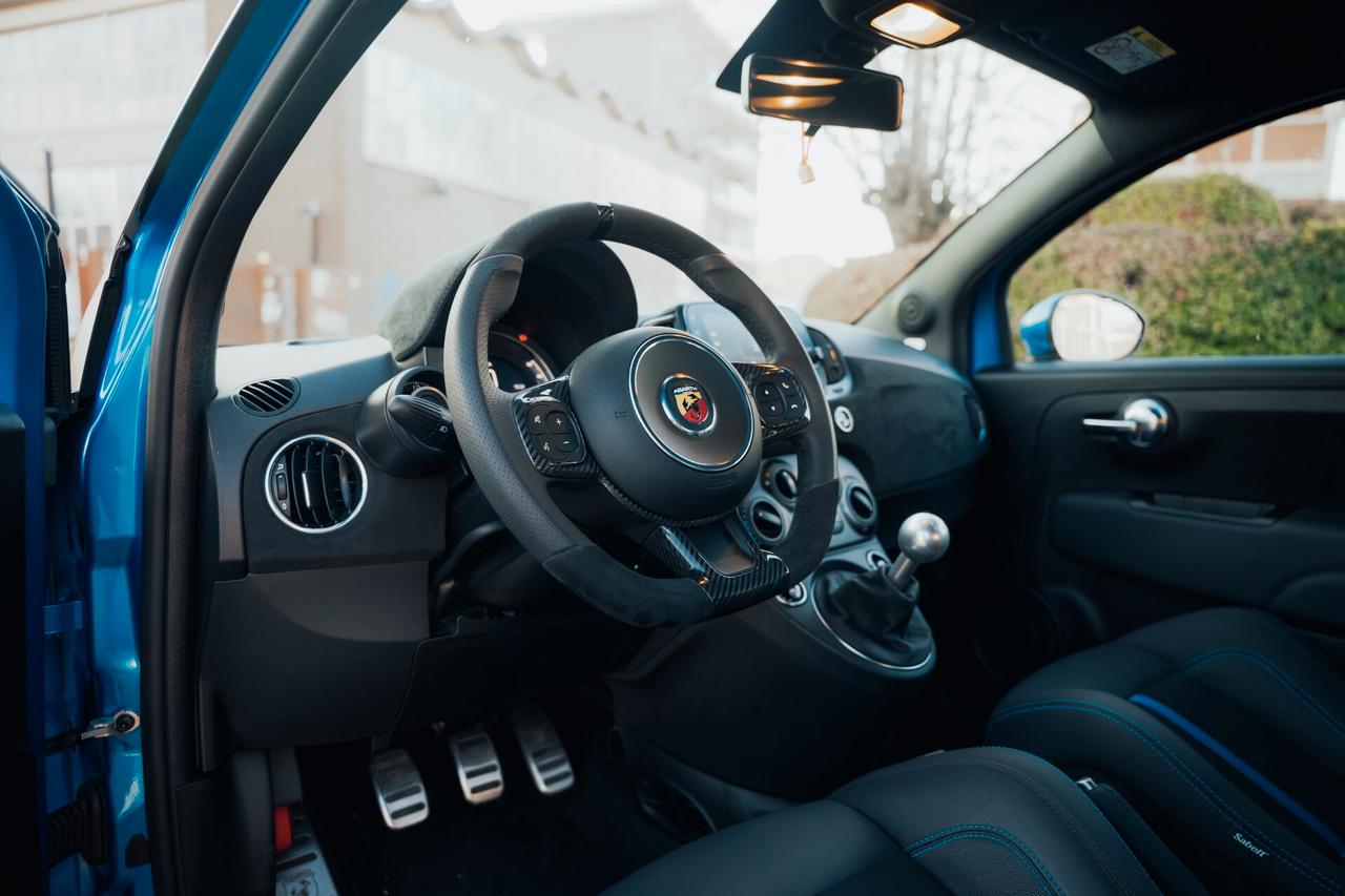 Abarth 695 1.4 Turbo T-Jet 180 CV