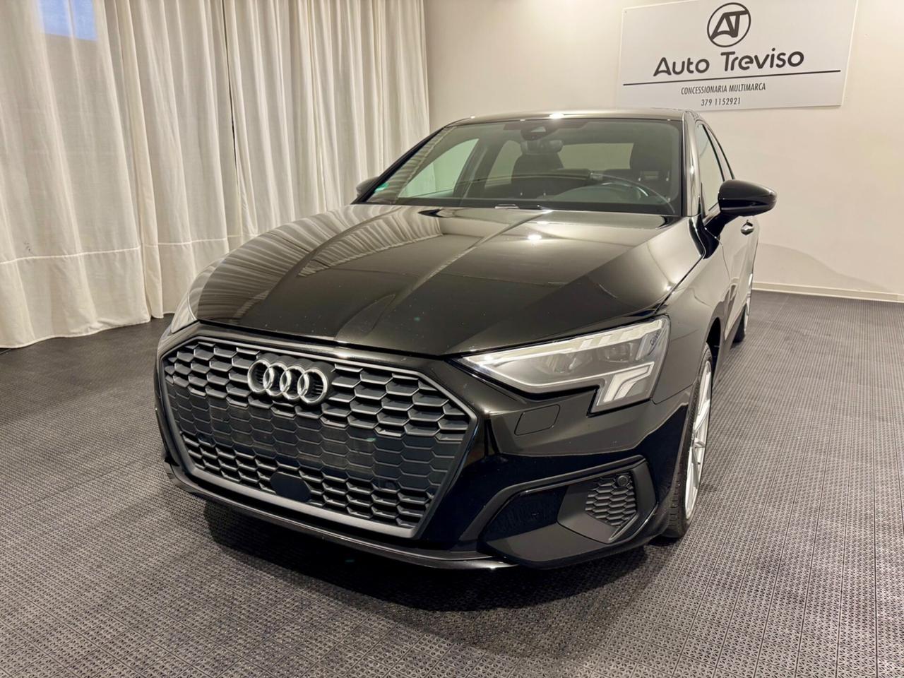 Audi A3 Sedan 35 TFSI Business Advanced