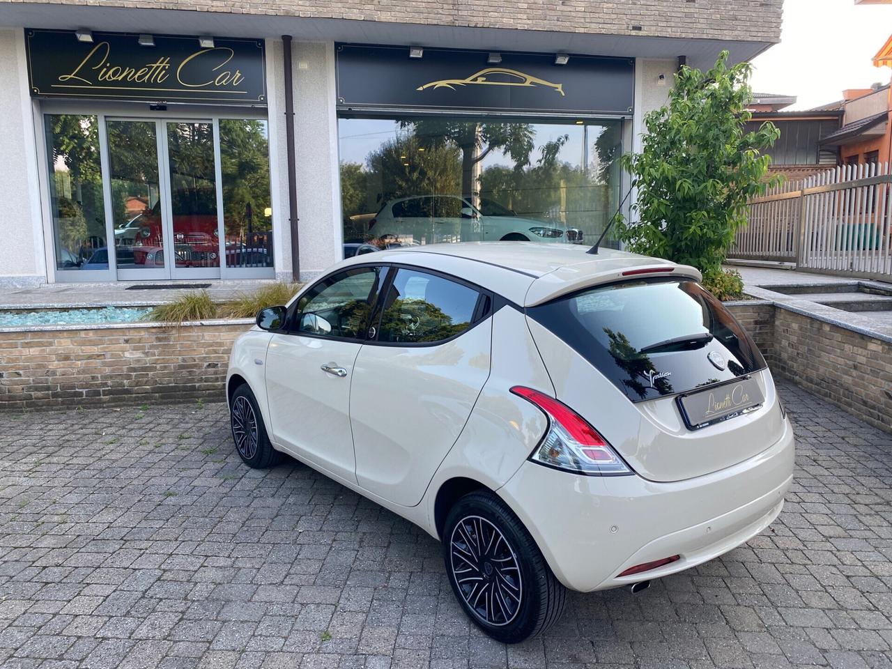 Lancia Ypsilon 1.2 69 CV 5 porte GPL Ecochic Gold