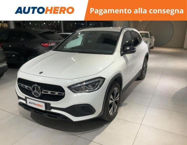 MERCEDES-BENZ GLA 200 d Automatic Sport