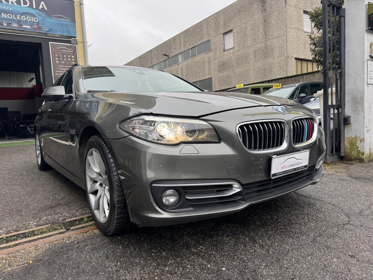 Bmw 520 520d Luxury 520d xDrive Touring Msport (135 kw)