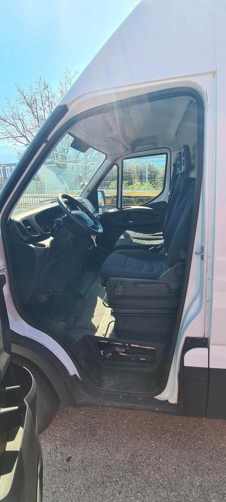 IVECO DAILY 35-120