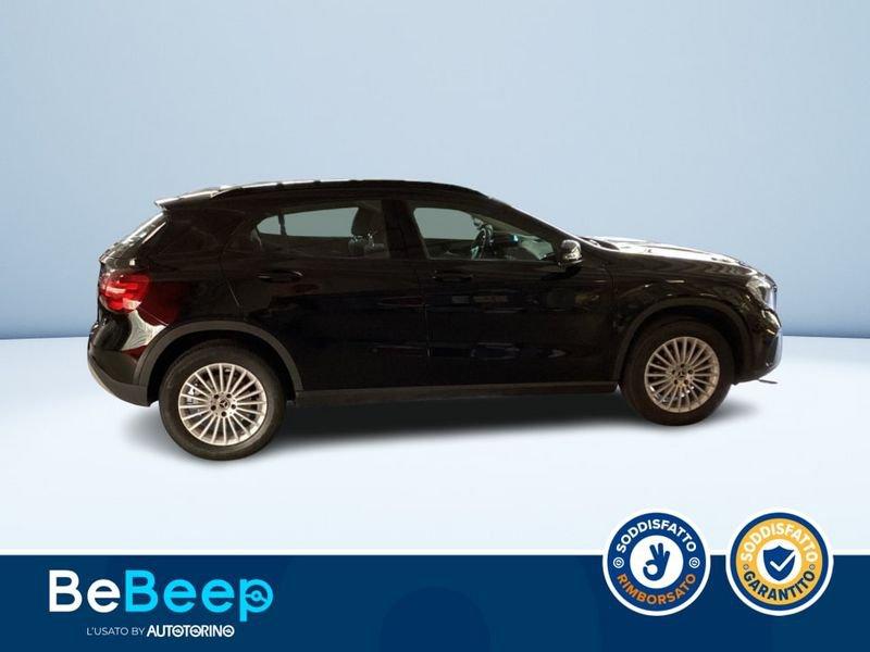 Mercedes-Benz GLA 200 D BUSINESS AUTO