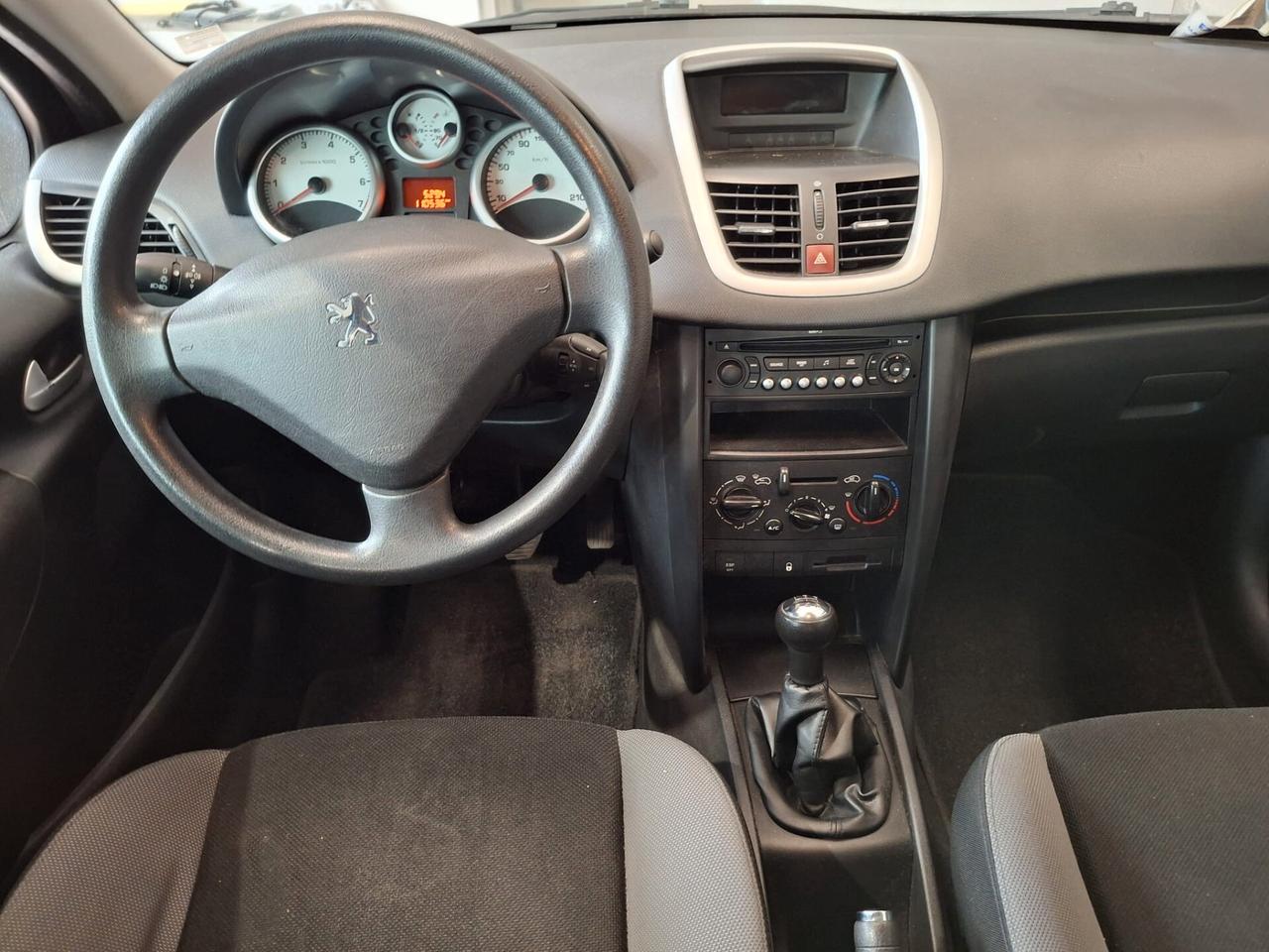 Peugeot 207 5p 1.4 vti 16v *NEOPATENTATI
