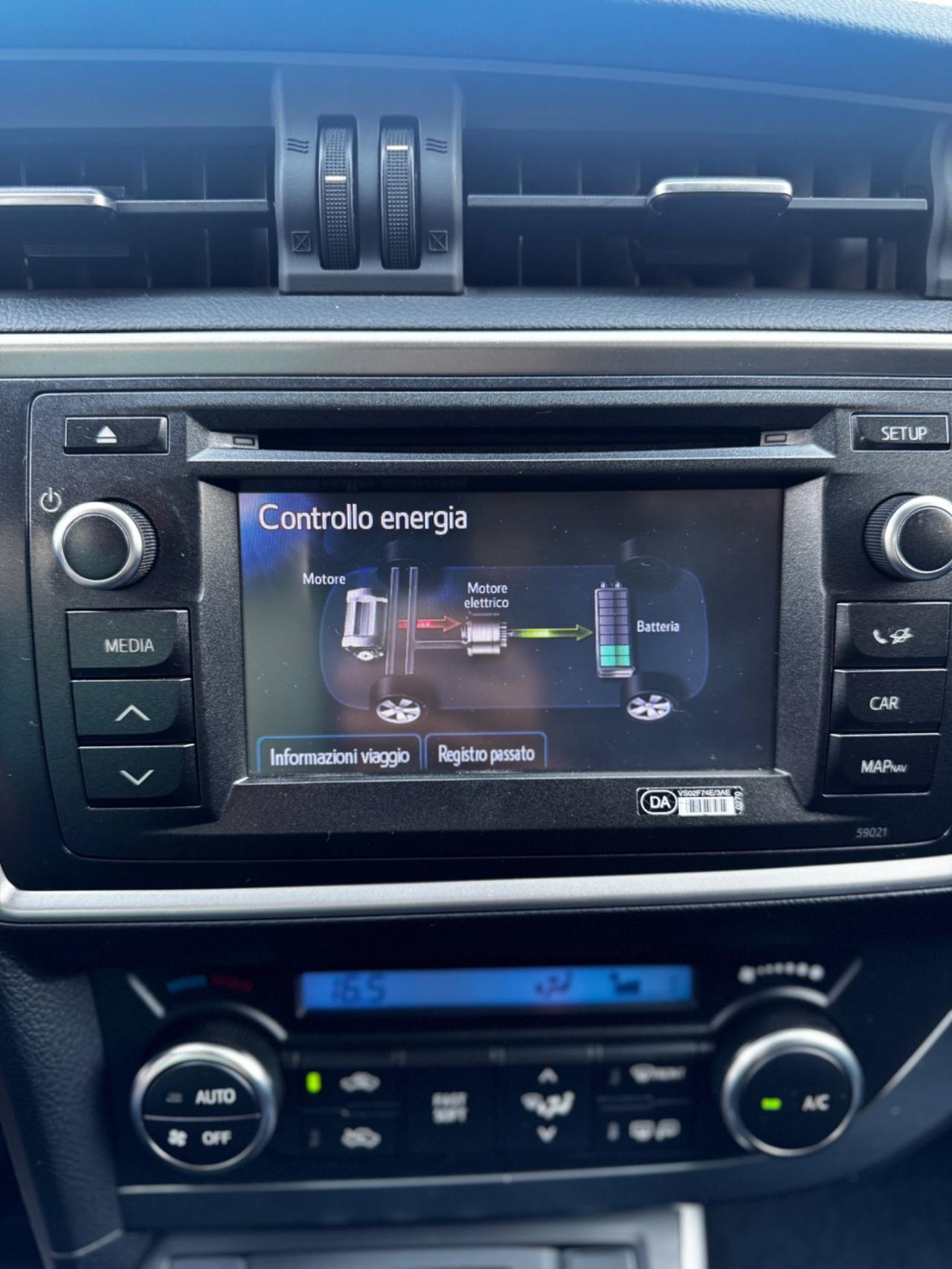 Toyota Auris Touring Sports 1.8 Hybrid Lounge