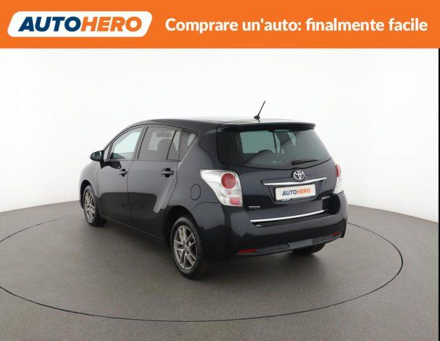 TOYOTA Verso 1.6 D-4D Active