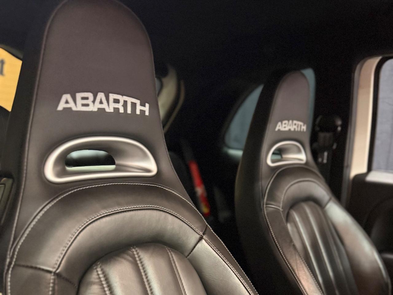 Abarth 595 con 165 CV Turismo 45.000 km