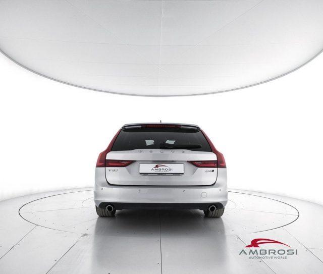 VOLVO V90 D4 AWD Geartronic Momentum - PER OPERATORI DEL SET