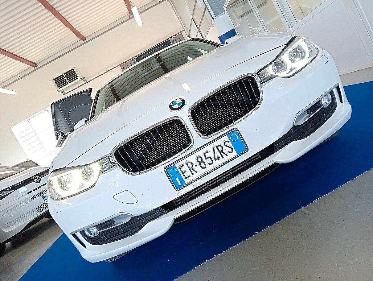 BMW 318 D Touring MODERN MANUALE LED 17" NAVI