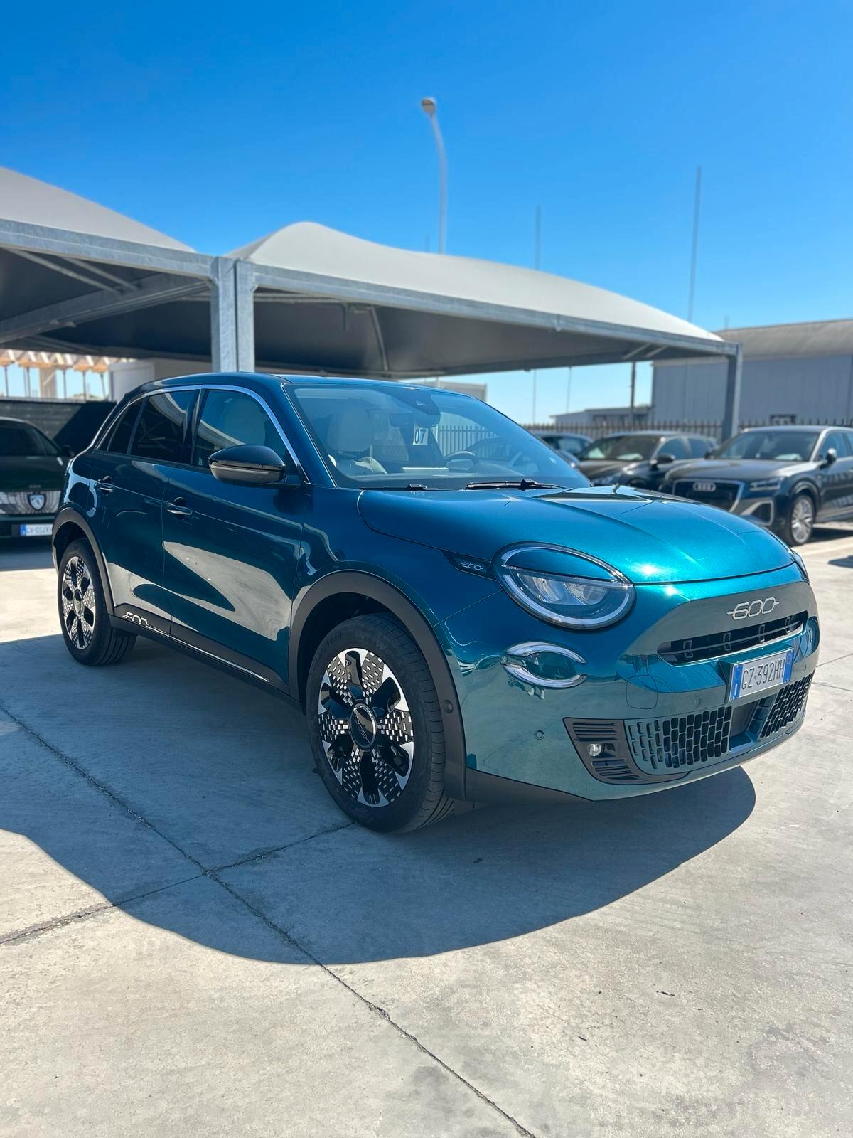 Fiat 600 Hybrid 110 CV DCT MHEV La Prima