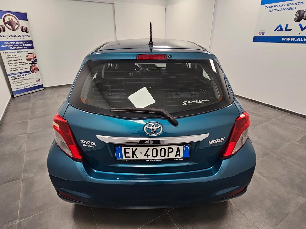 Toyota Yaris 1.0 5 porte Active - NeoPatentati