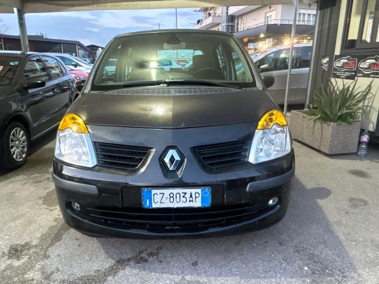 Renault Modus 1.2 16V Luxe Privilège