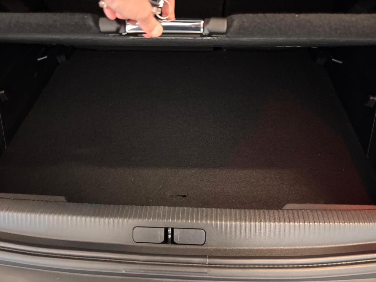 Peugeot 2008 1.5 BlueHDi 130CV S&S EAT8 GT