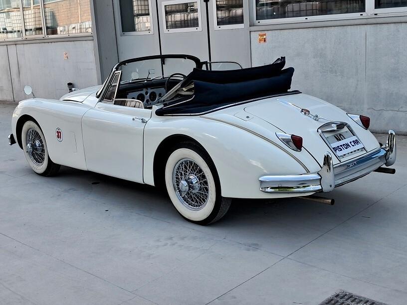 Jaguar XK 150