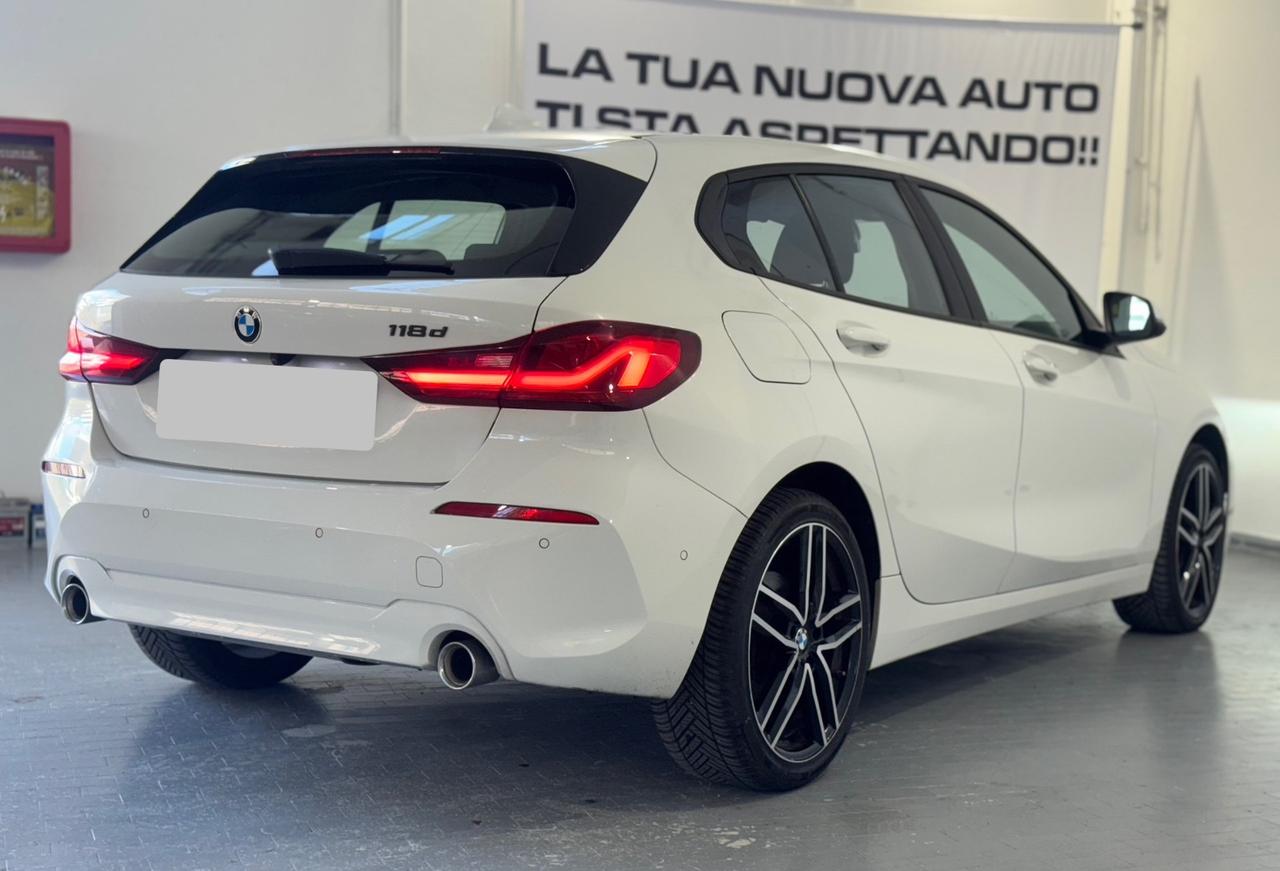 Bmw 118 118d 5p. Advantage