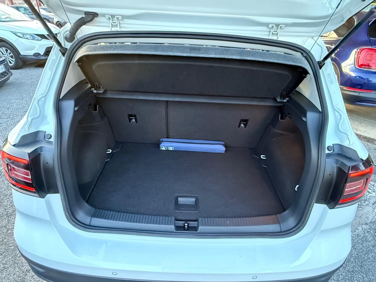 T-Cross 1.6 tdi Sport-unipro-rate-garanzia-permute