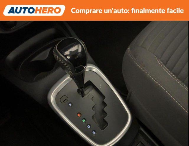 TOYOTA Yaris 1.5 Hybrid 5 porte Active