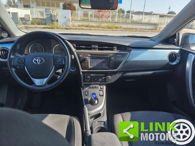 TOYOTA Auris 1.8 Hybrid Lounge