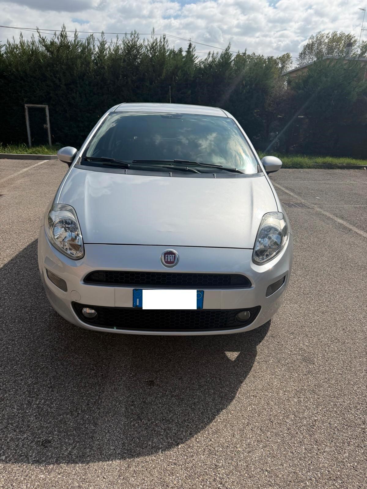 Fiat Punto 1.4 METANO - NEOPATENTATI - 12 MESI DI GARANZIA -