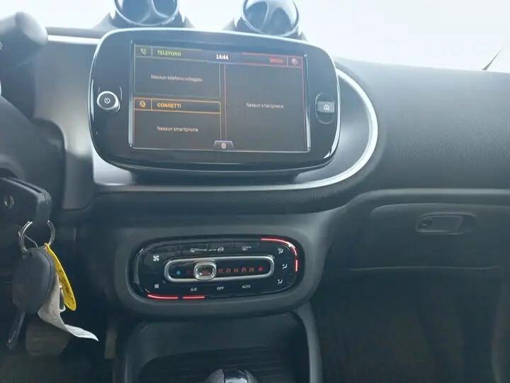 Smart ForTwo coupè EQ 60kW passion