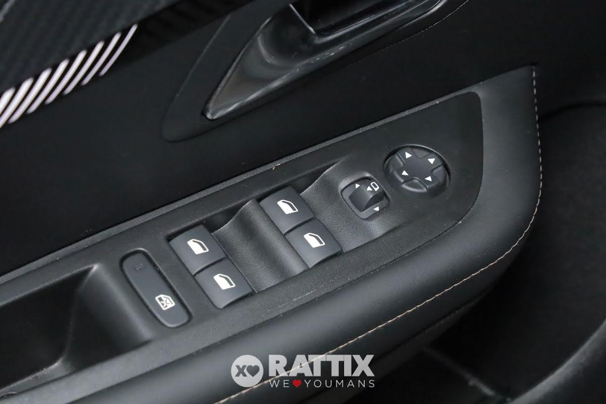 Peugeot 208 1.2 puretech 100CV Allure