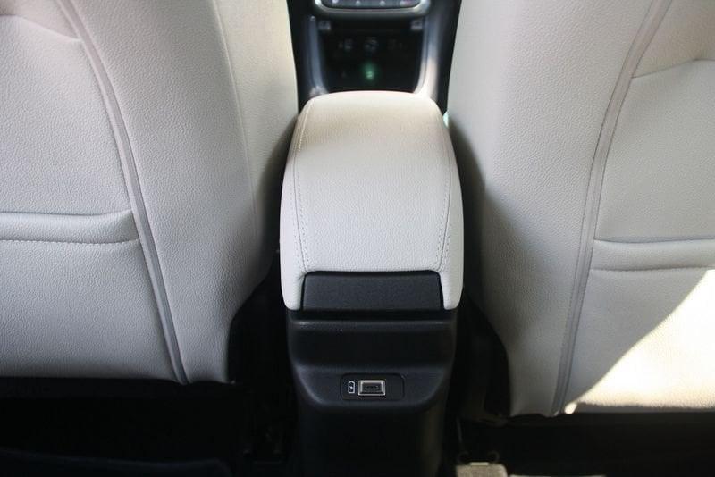 FIAT 600 Hybrid MHEV La Prima