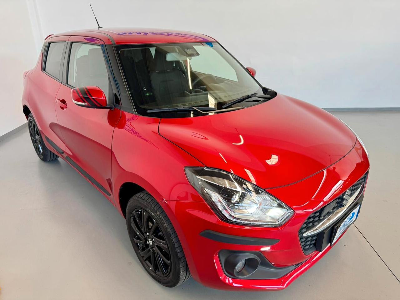 Suzuki Swift 1.2 Hybrid 4WD AllGrip Top Rosso Cordoba