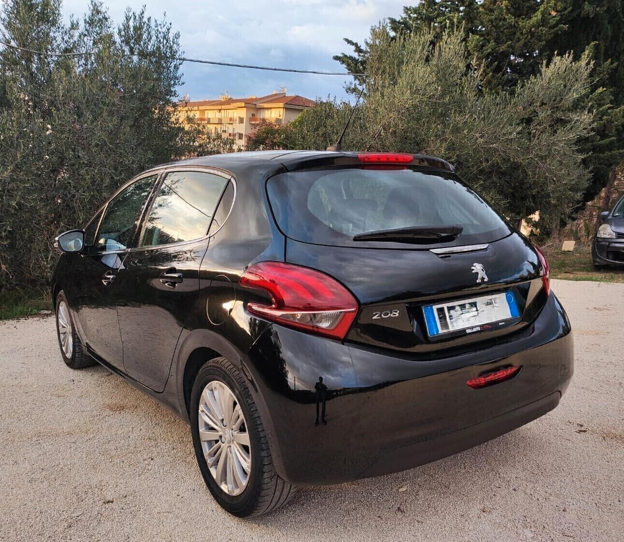 Peugeot 208 PureTech 82 Stop&Start 5 porte Allure