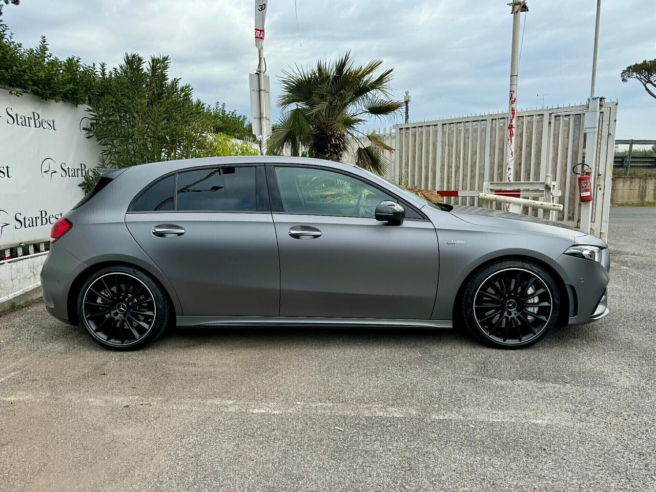 Mercedes-benz A 35 AMG 4Matic 4p.*GRIGIO OPACO*TETTO*LED 64 COLORI*RACE EDITION