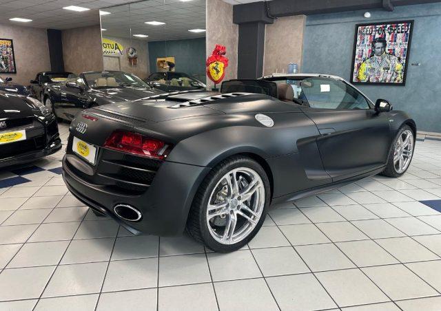 AUDI R8 Spyder 5.2 V10 FSI quattro R tronic