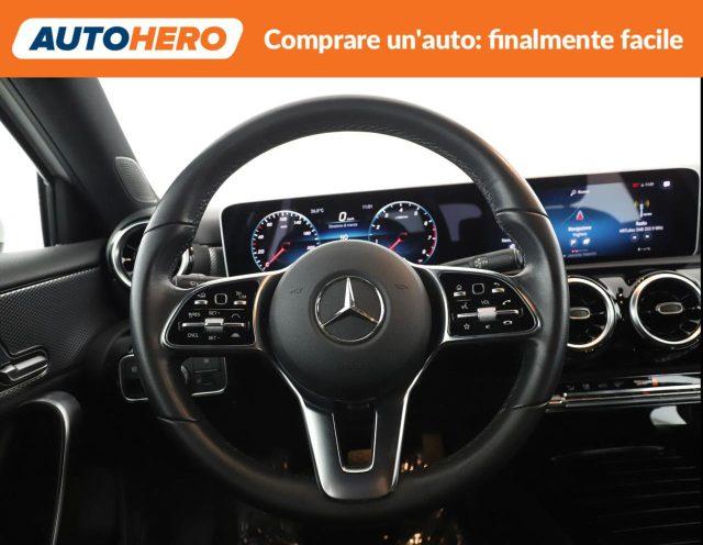 MERCEDES-BENZ A 200 Automatic Sport