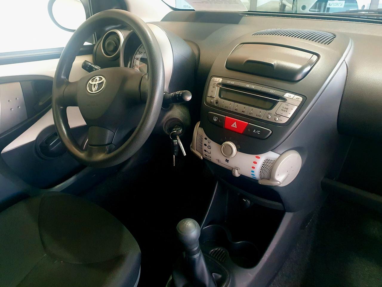 Toyota Aygo 1.0 BENZ. - 2014 - KM: 170 MILA!!!