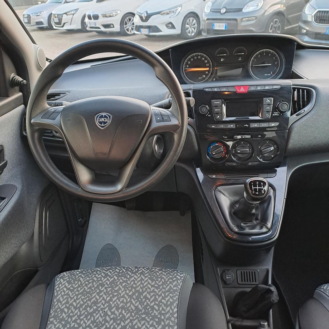 Lancia Ypsilon 1.2 Bz/Gpl 69Cv Ecochic Elefantino Blu