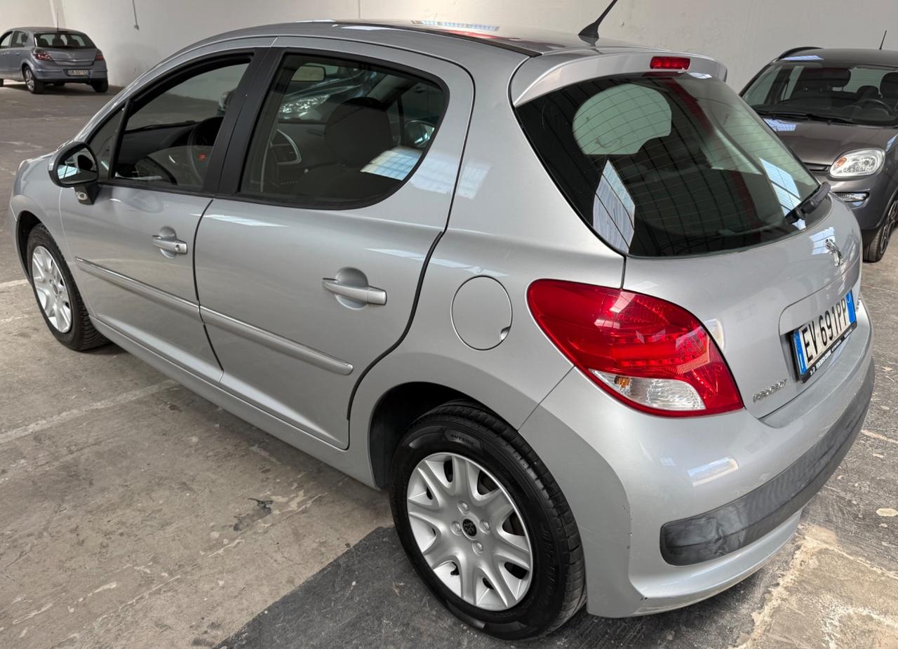 Peugeot 207 Plus 1.4 HDi 70CV 5 porte - 2014