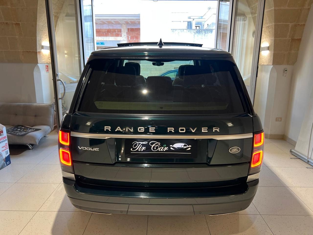 LAND ROVER RANGE ROVER VOGUE 3.0 V6 249CV 4X4 TETTO PELLE NAVI ANNO 2018