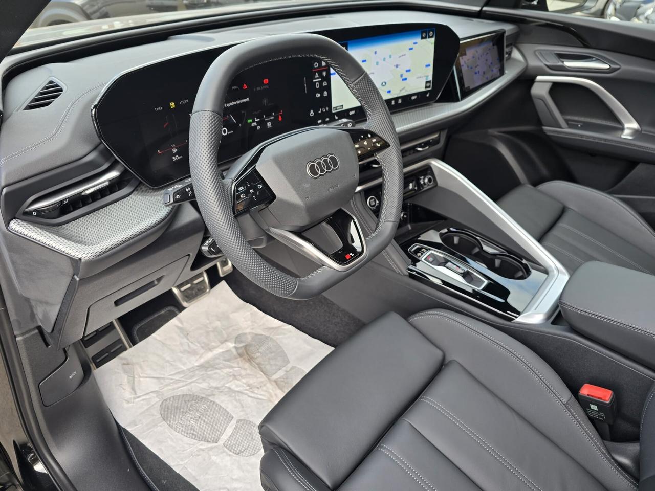 Audi Q5 40 TDI 204 CV quattro S tronic Identity Black