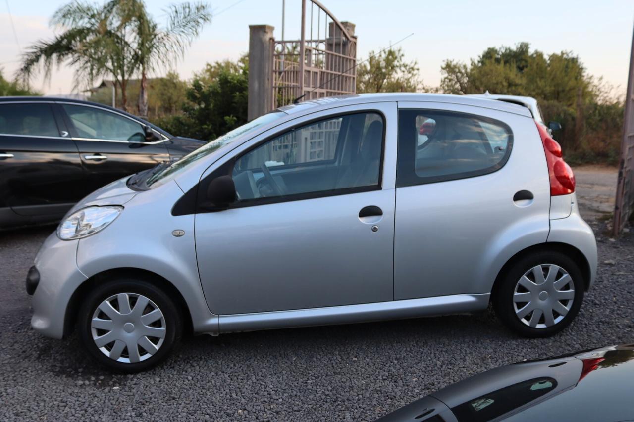 Peugeot 107 1.0 68CV 5p. Urban Move