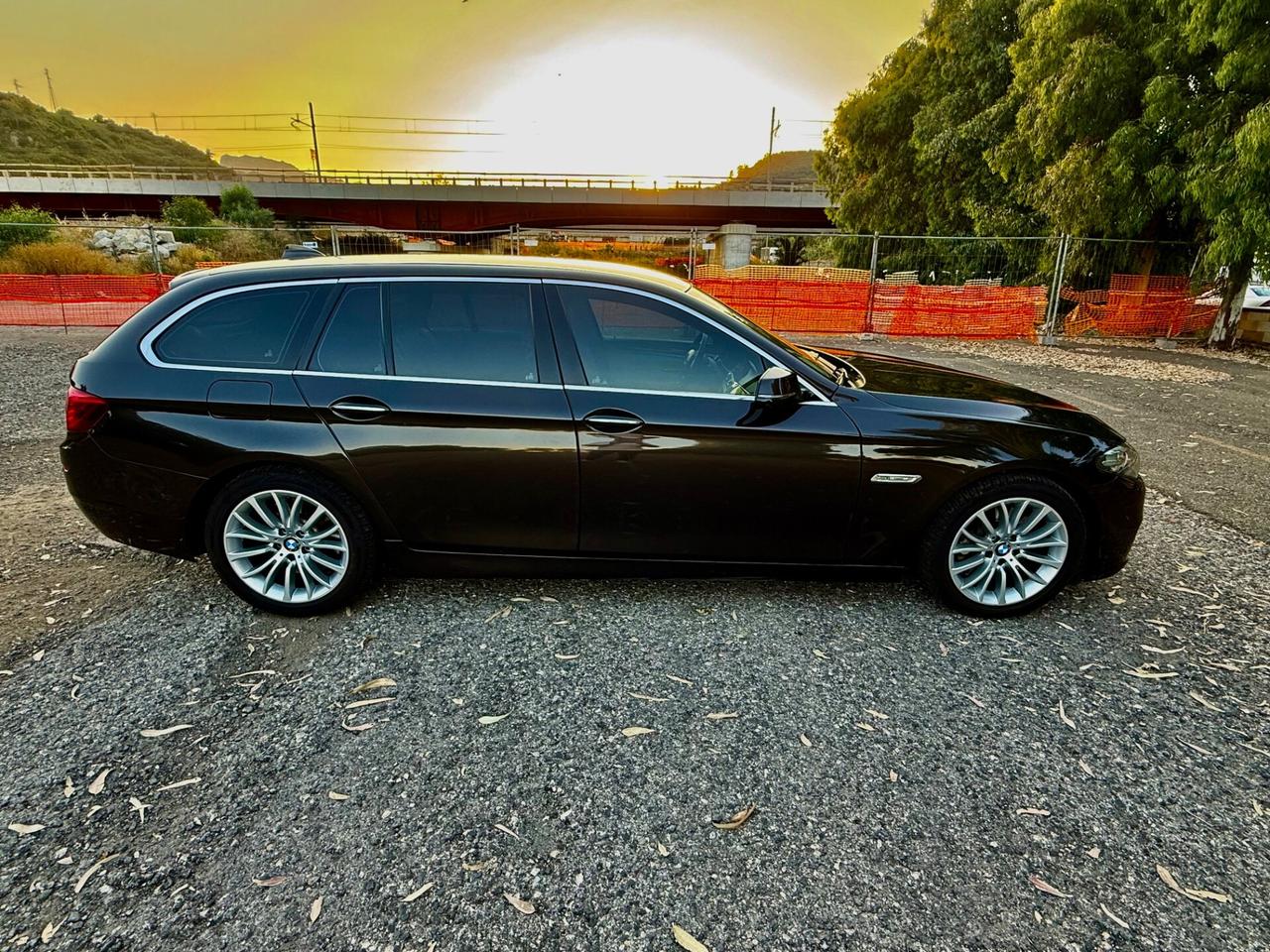 BMW 530d xDRIVE 258CV TOURING LUXURY