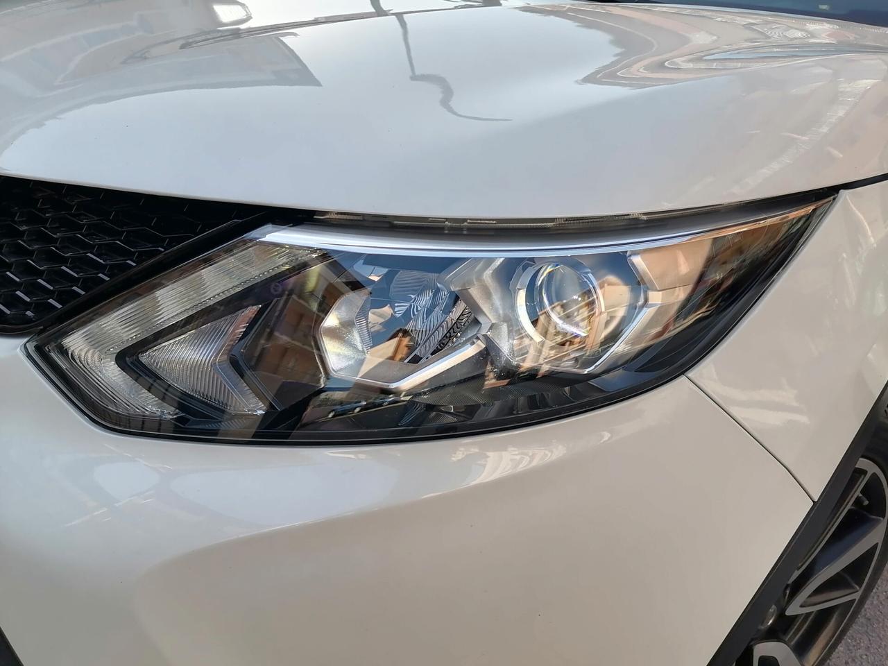 Nissan Qashqai 1.5 dCi DPF TEKNA TETTO FULL