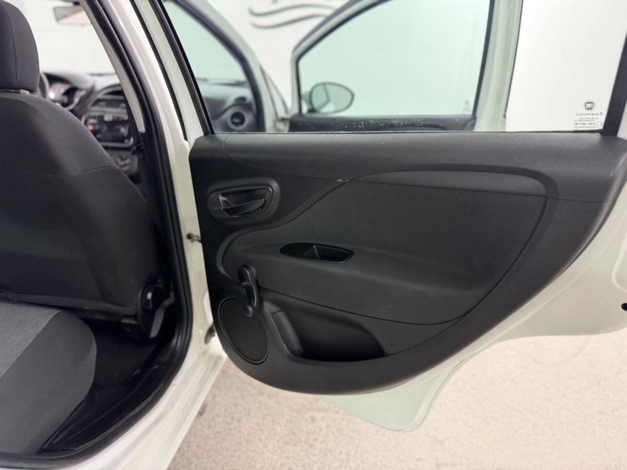 FIAT PUNTO (anno 2015)