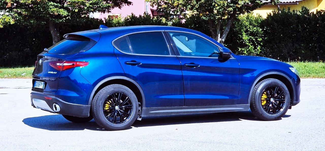 Alfa Romeo Stelvio 2.2 190 CV AT8 RWD Executive
