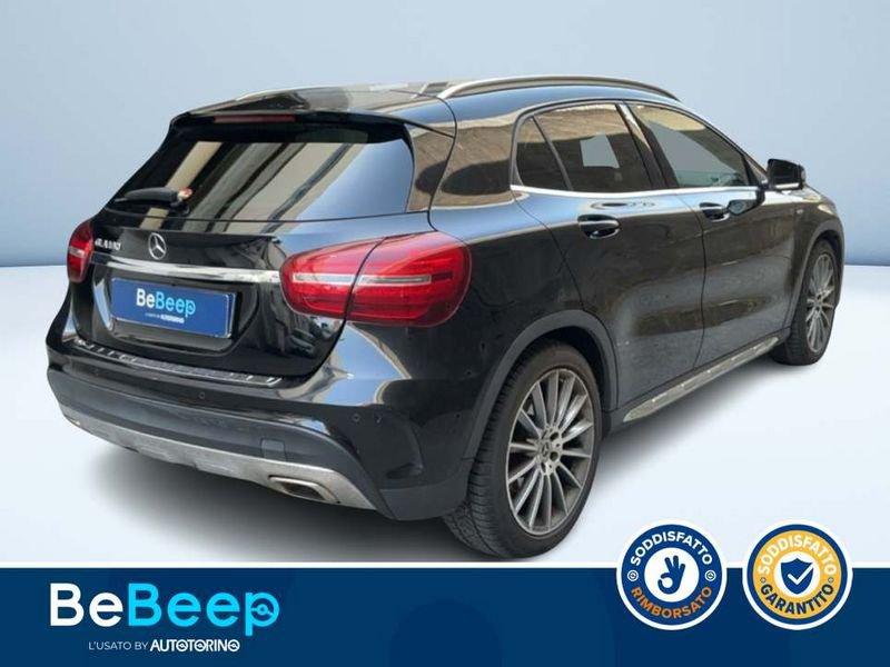 Mercedes-Benz GLA 180 PREMIUM AUTO