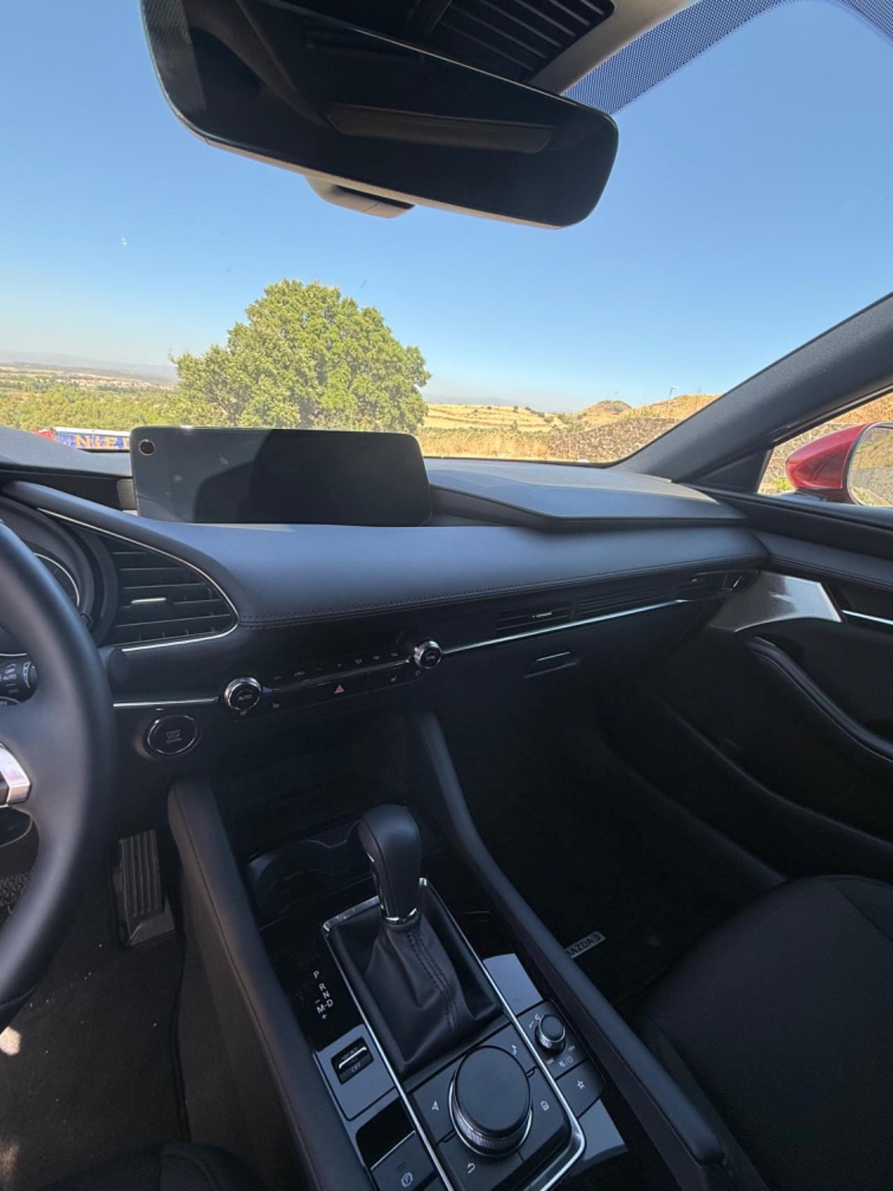 Mazda 3 Mazda3 e-Skyactiv-G M Hybrid 4p. Exclusive Line