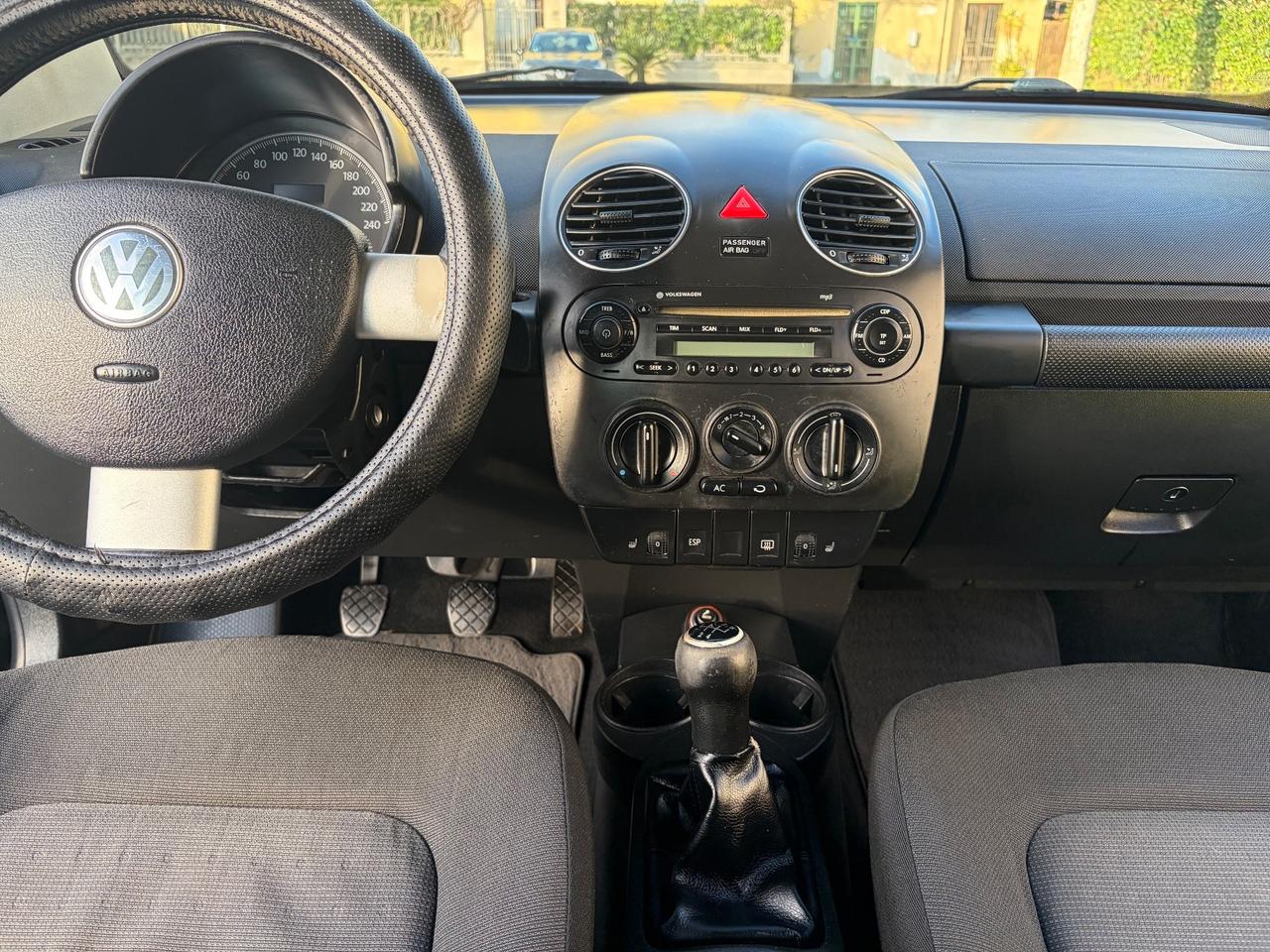 Volkswagen New Beetle 1.9 TDI 105CV Cabrio Lim. Red Edt.
