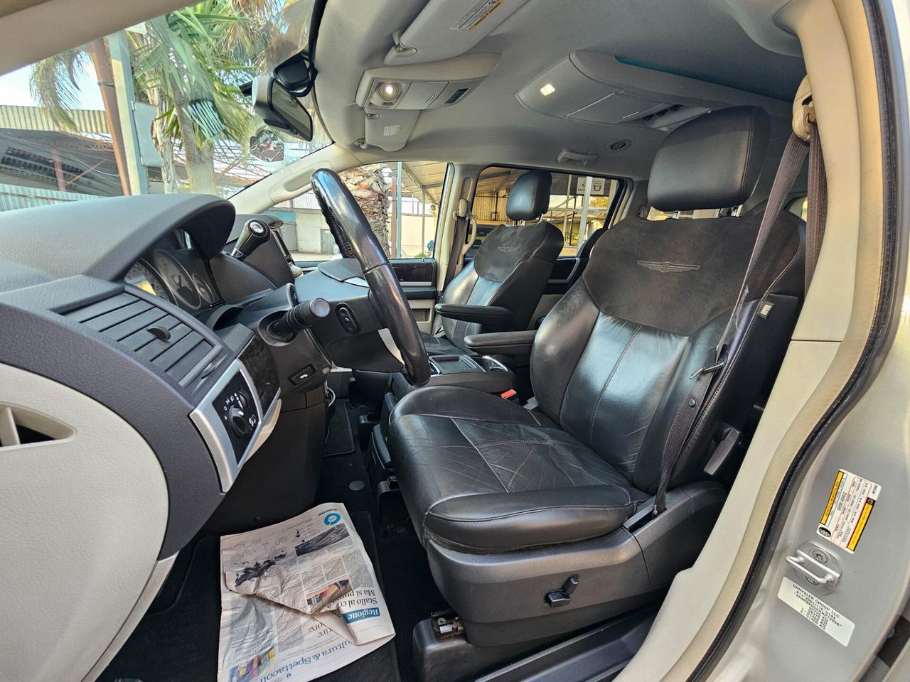 Chrysler Grand Voyager 2.8 CRD DPF Limited Stowngo