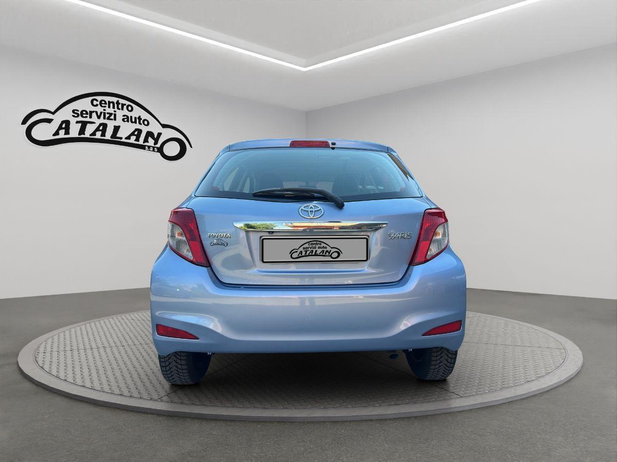 TOYOTA - Yaris - 1.4 D-4D 5p. Lounge