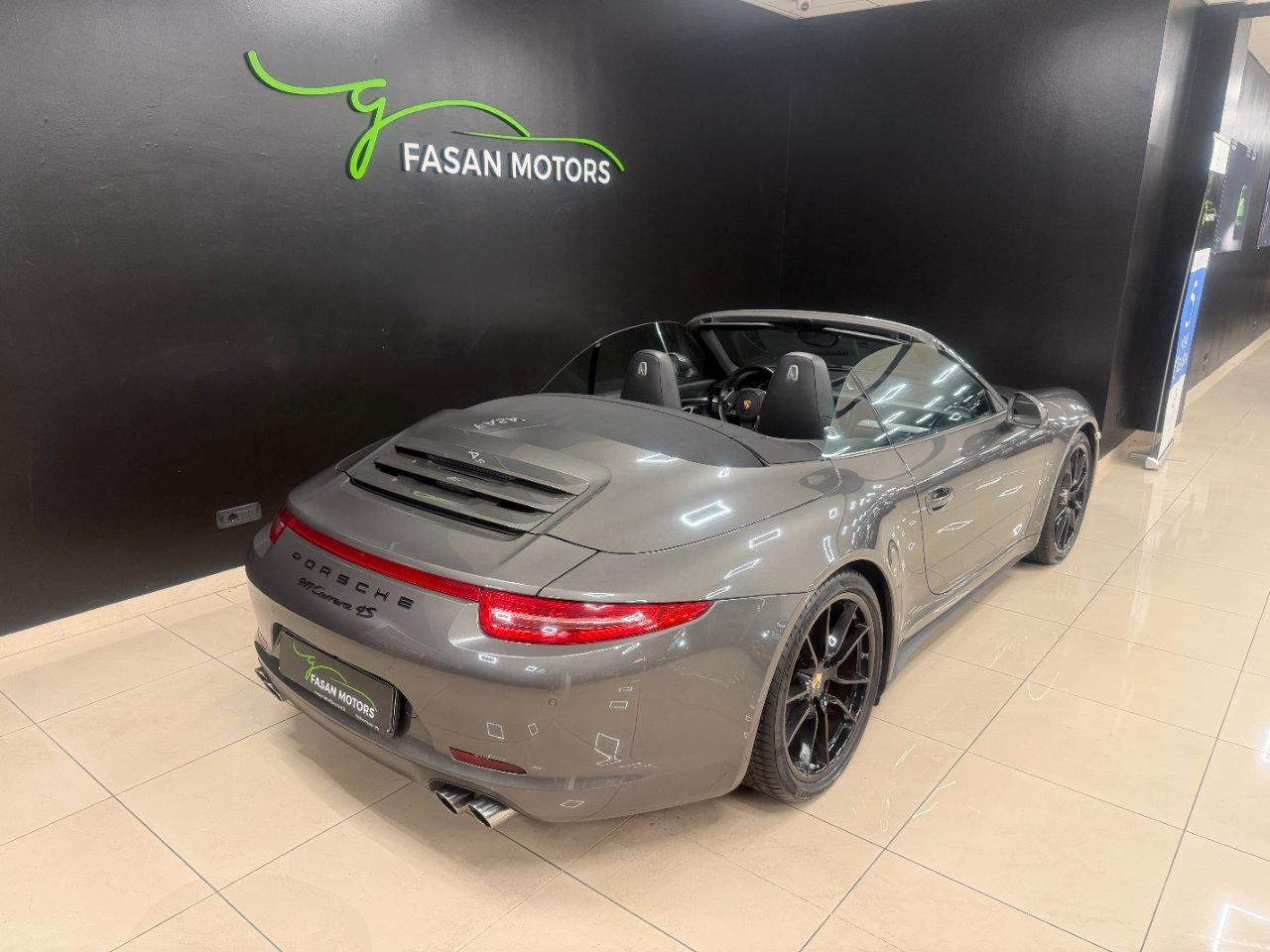Porsche 911 Cabrio 3.8 Carrera 4S