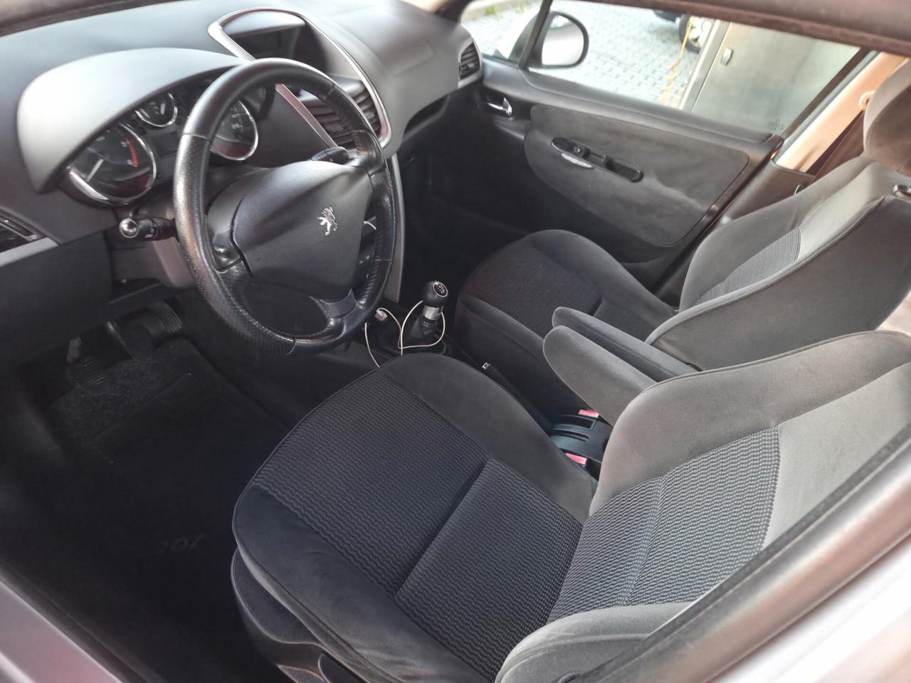 Peugeot 207 1.4 HDi 70CV 5p. 2007